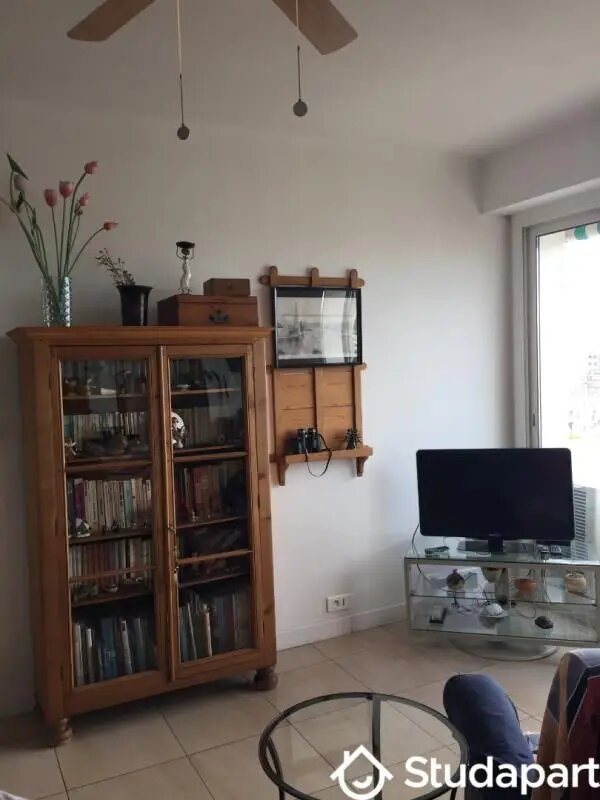 Appartement à louer, 10m², Marseille 8ème