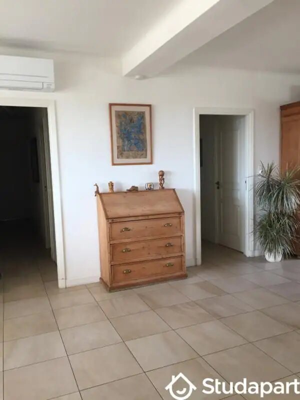 Appartement à louer, 10m², Marseille 8ème