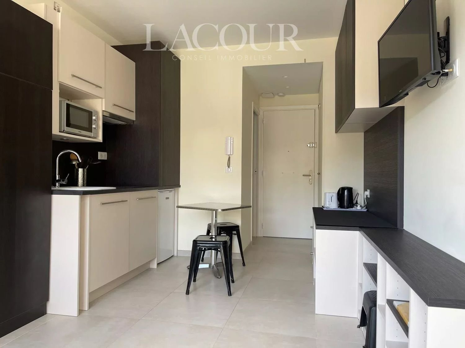 Appartement à louer, 17m², Cannes