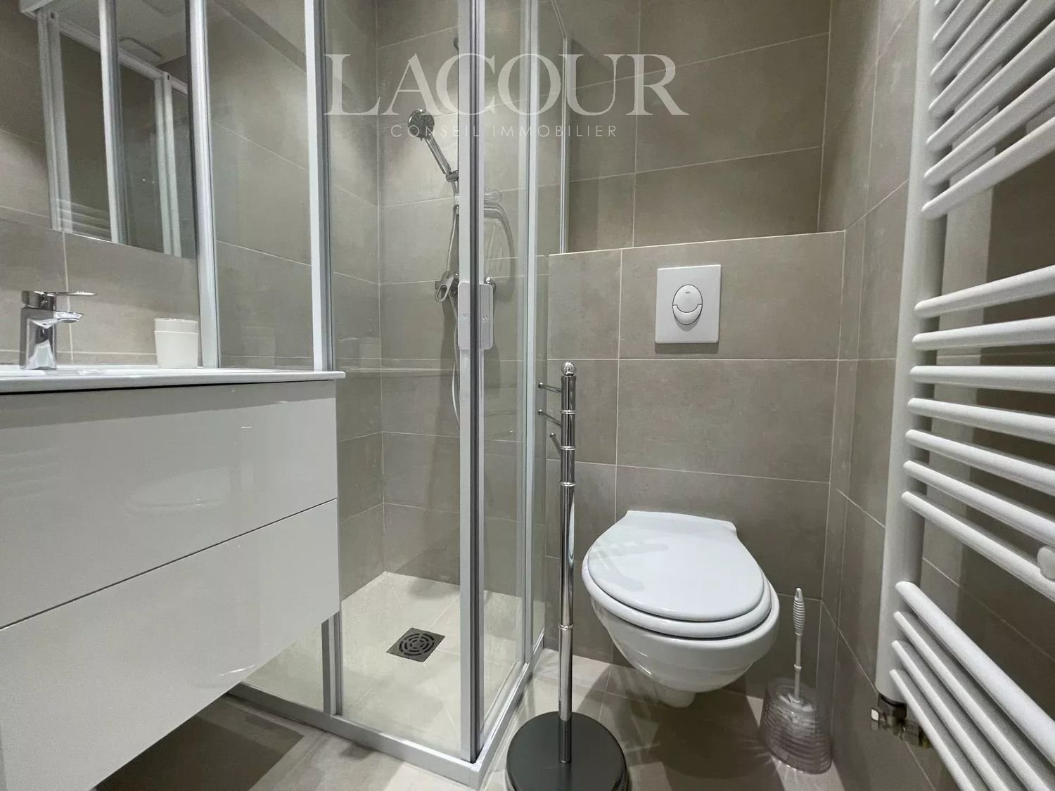 Appartement à louer, 17m², Cannes