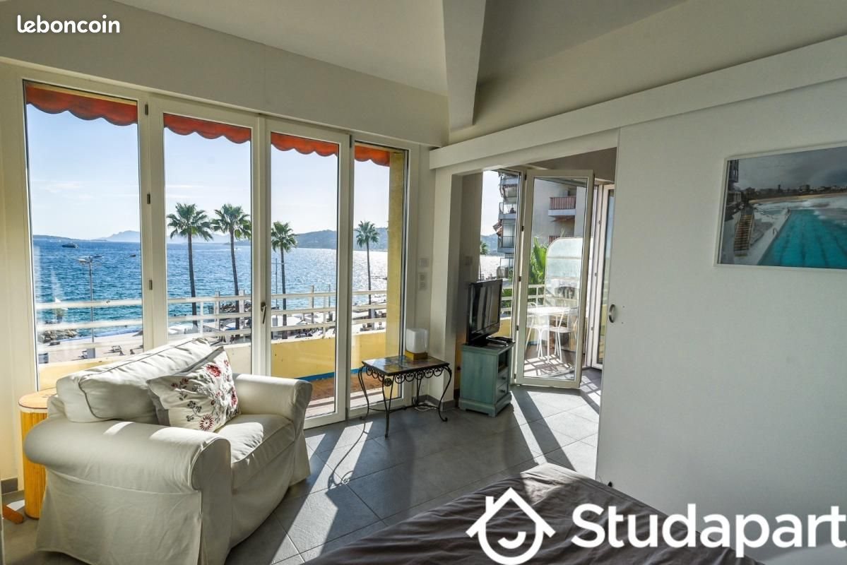 Appartement à louer, 60m², Antibes