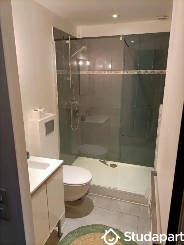 Appartement à louer, 40m², Antibes