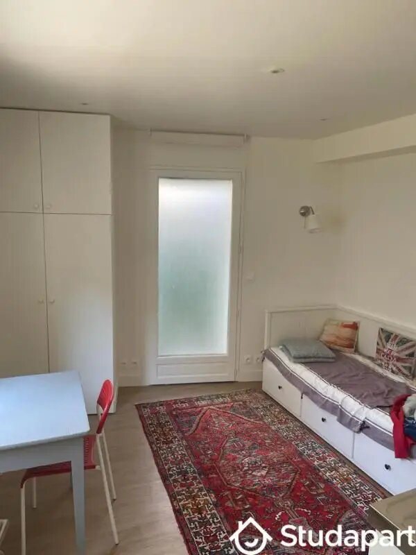 Appartement à louer, 16m², Versailles