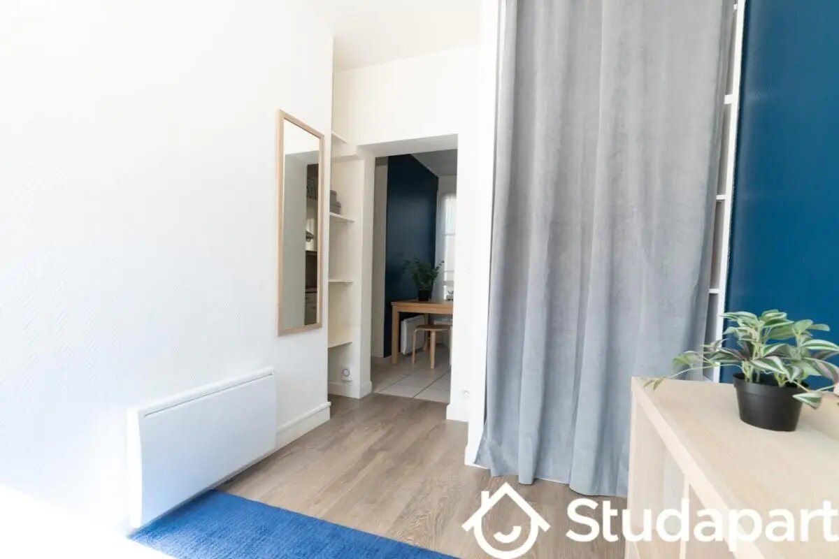 Appartement à louer, 17m², Paris 8ème