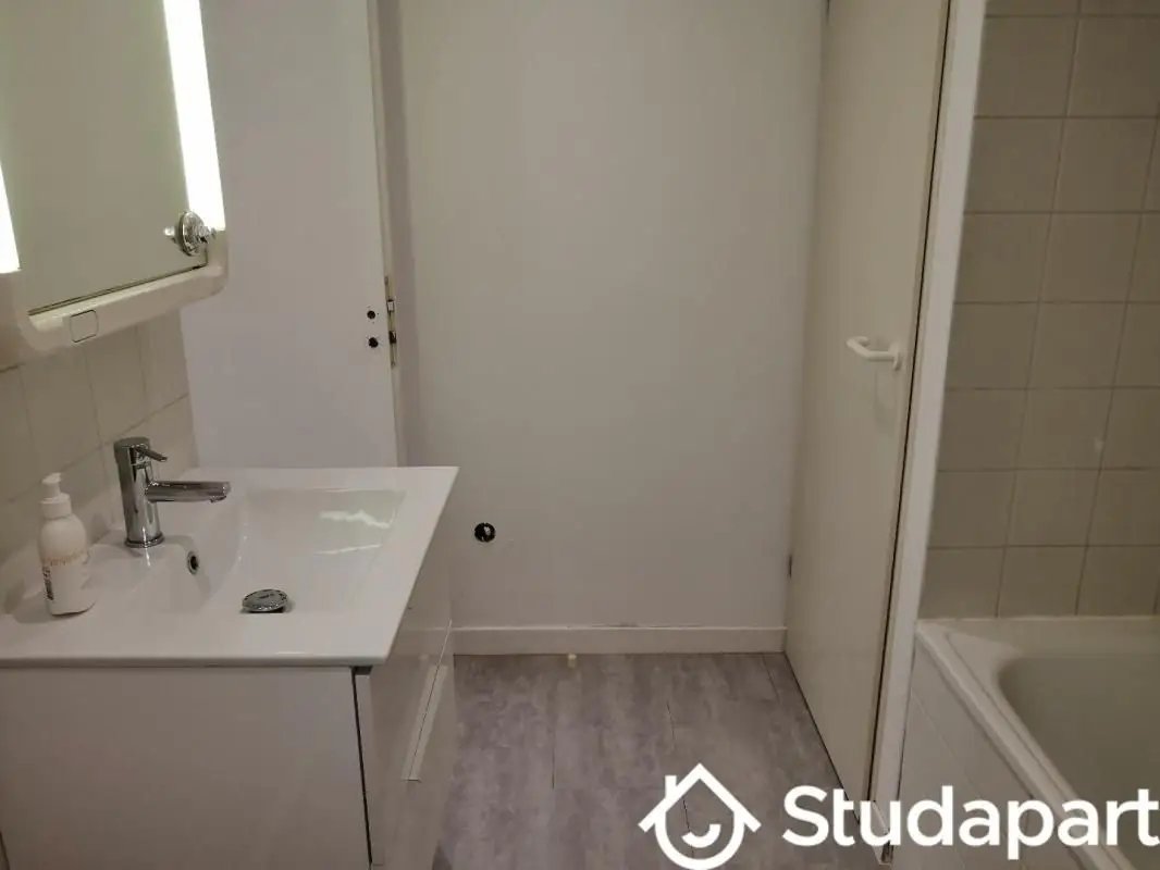 Appartement à louer, 34m², Reims