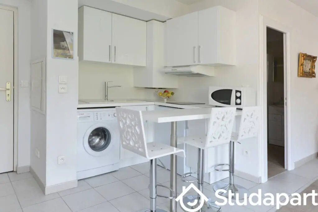 Appartement à louer, 30m², Beausoleil