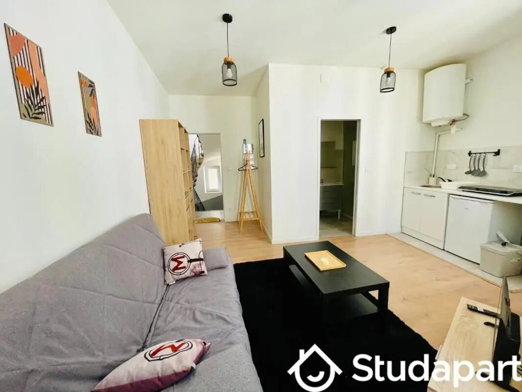 Appartement à louer, 21m², Nîmes