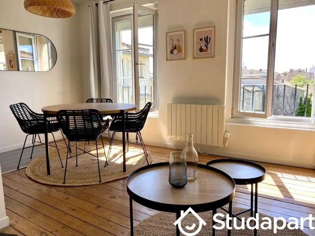 Appartement à louer, 70m², Bordeaux