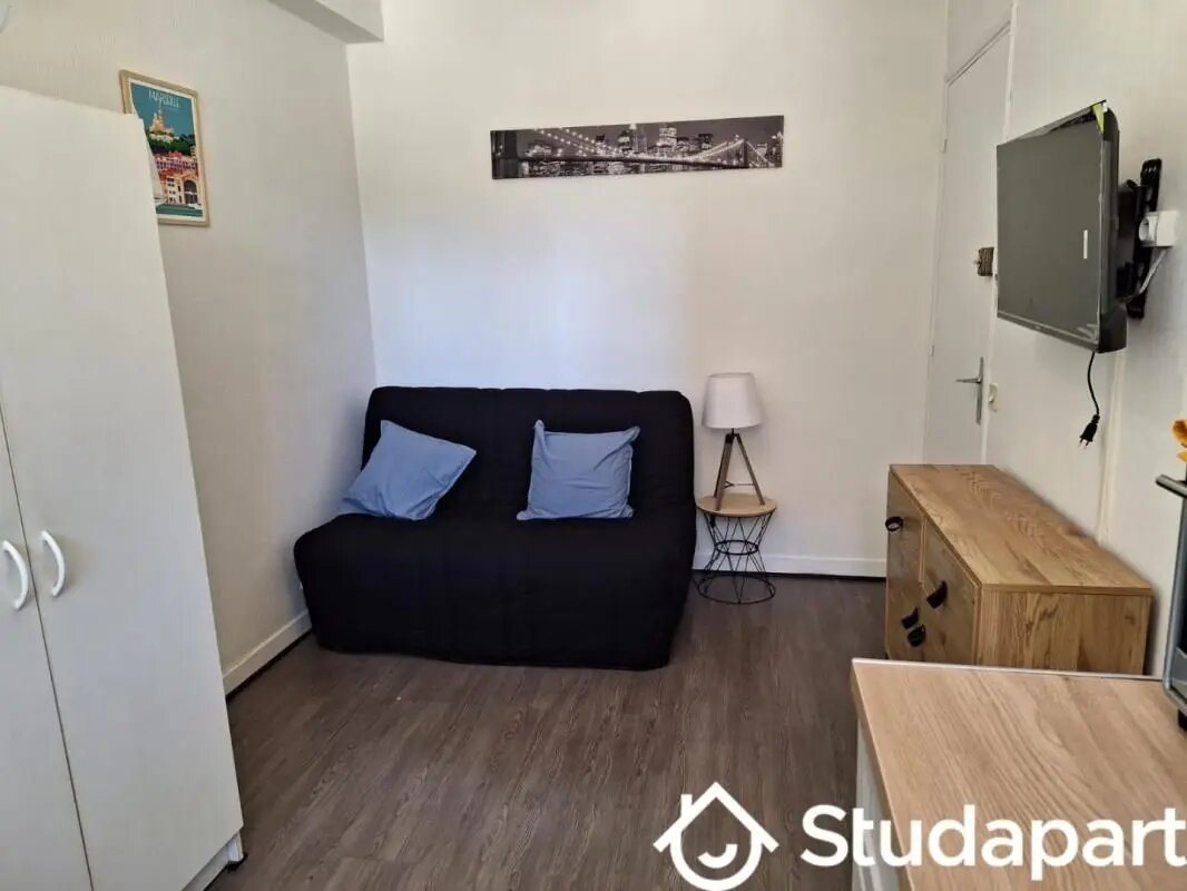 Appartement à louer, 14m², Marseille 8ème