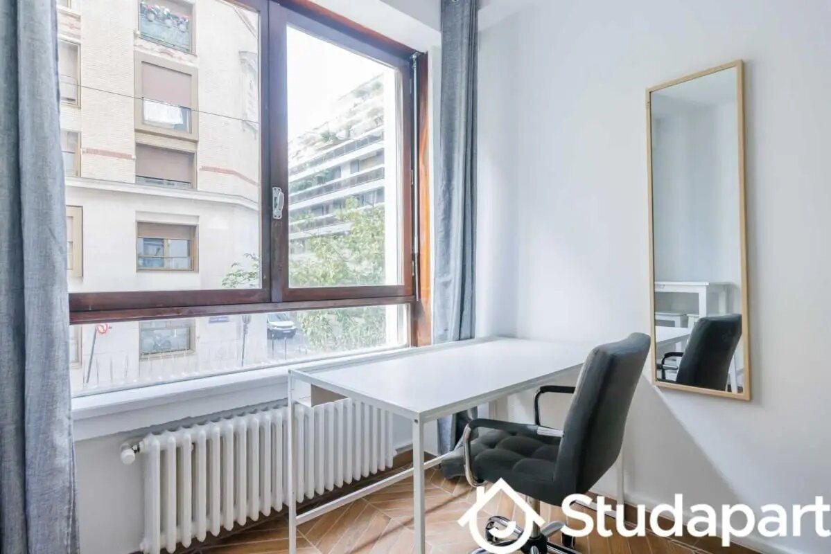 Appartement à louer, 18m², Paris 16ème