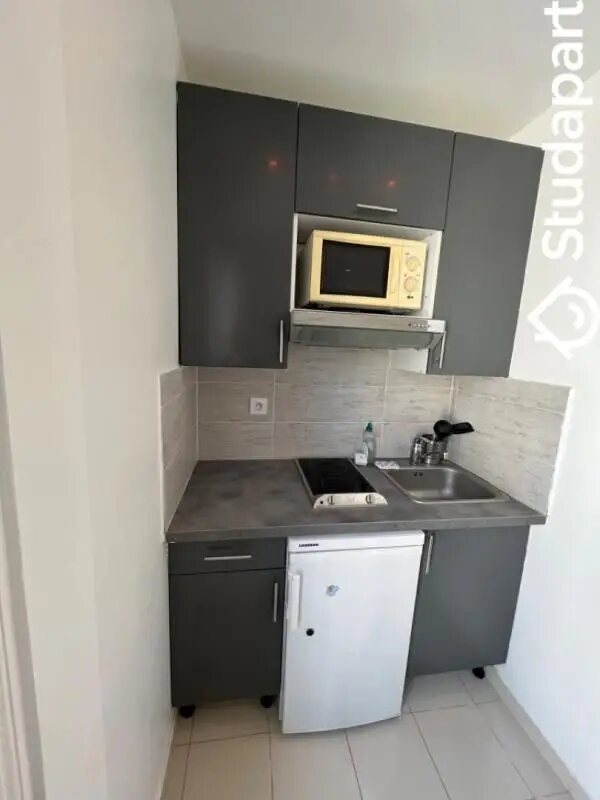 Maison à louer, 18m², Paris 11ème