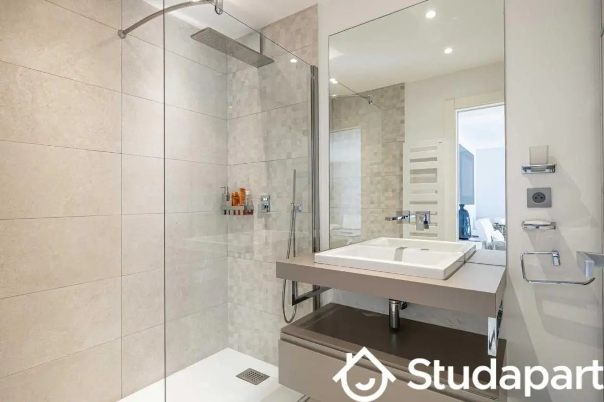 Appartement à louer, 47m², Cannes