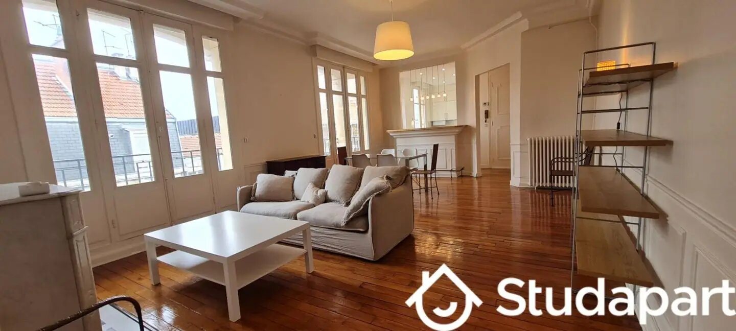 Appartement à louer, 80m², Reims