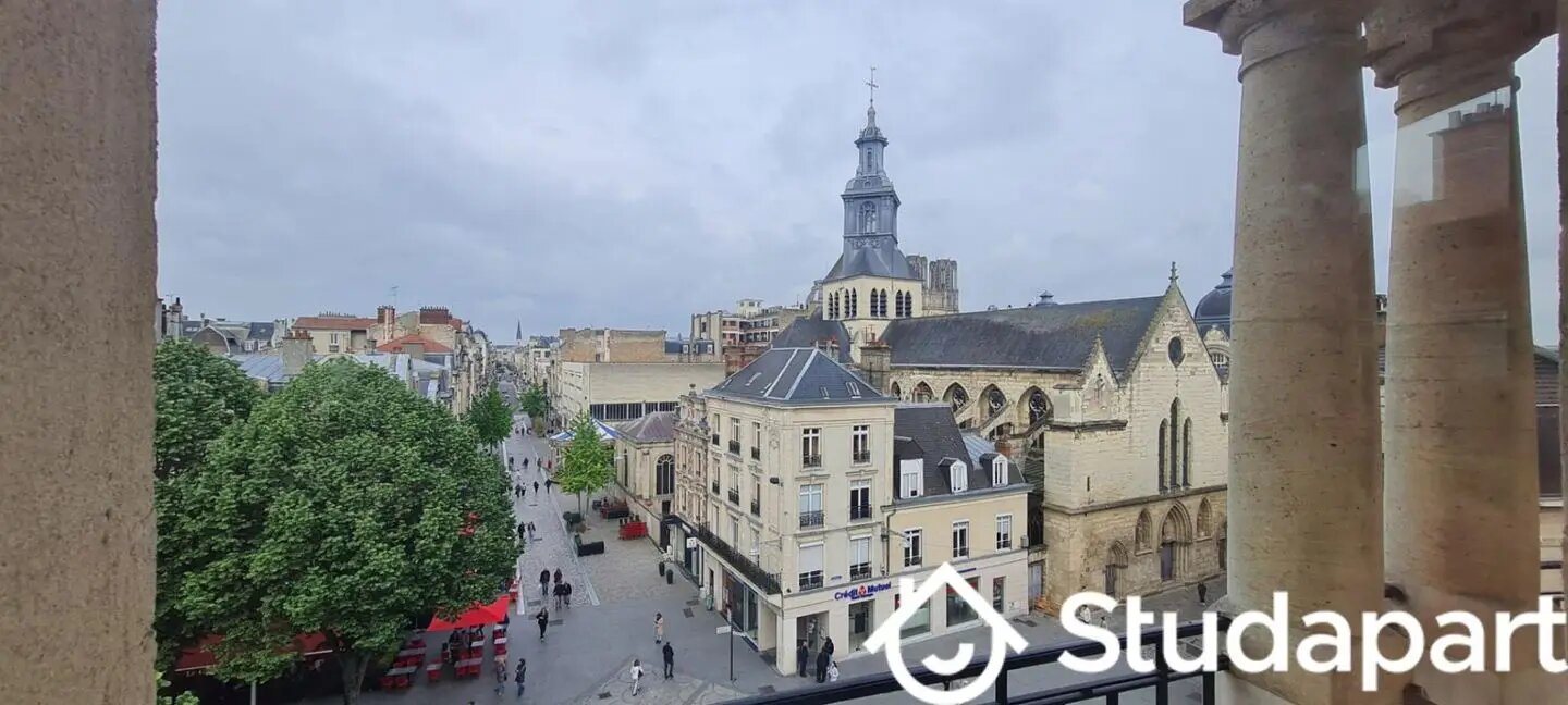 Appartement à louer, 80m², Reims