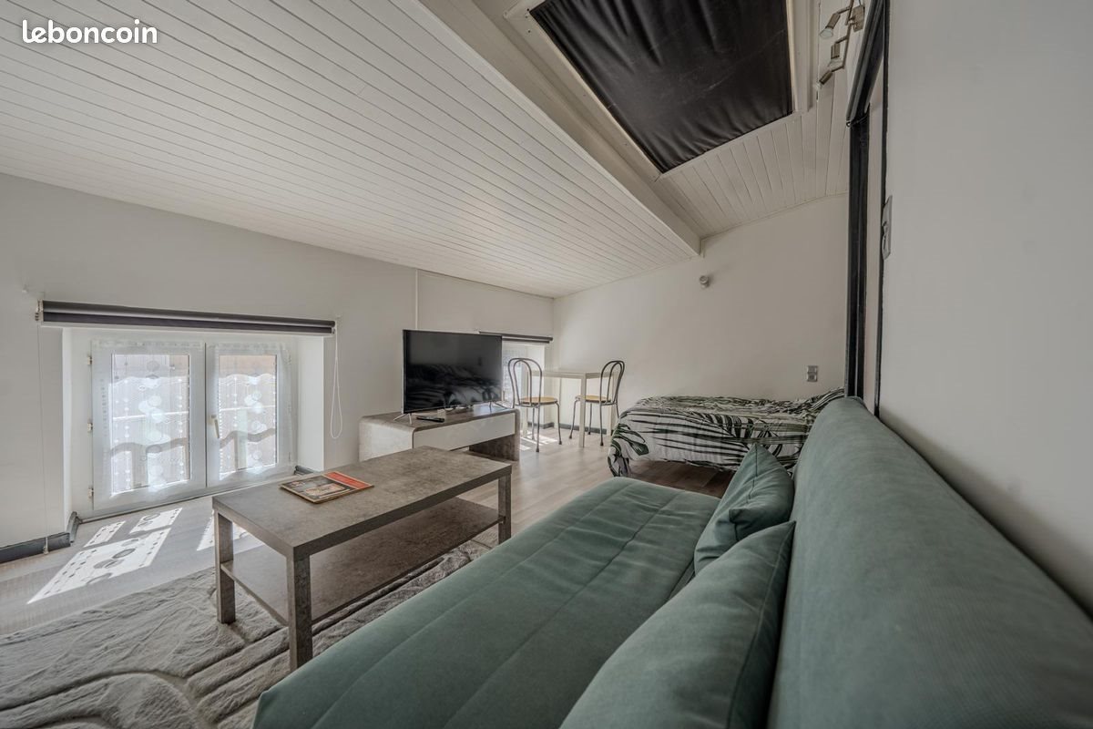 Appartement à louer, 23m², Aubenas