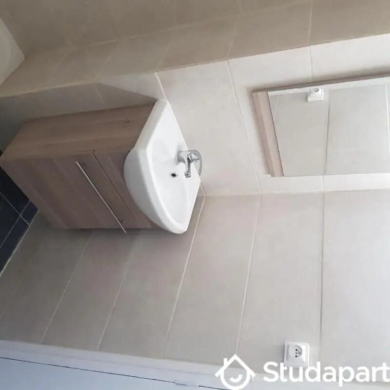 Appartement à louer, 11m², Marseille 9ème