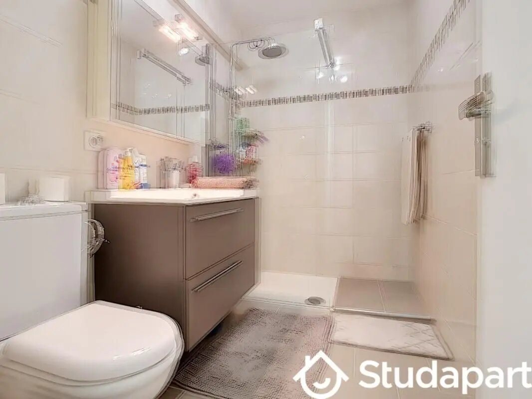 Appartement à louer, 25m², Vallauris