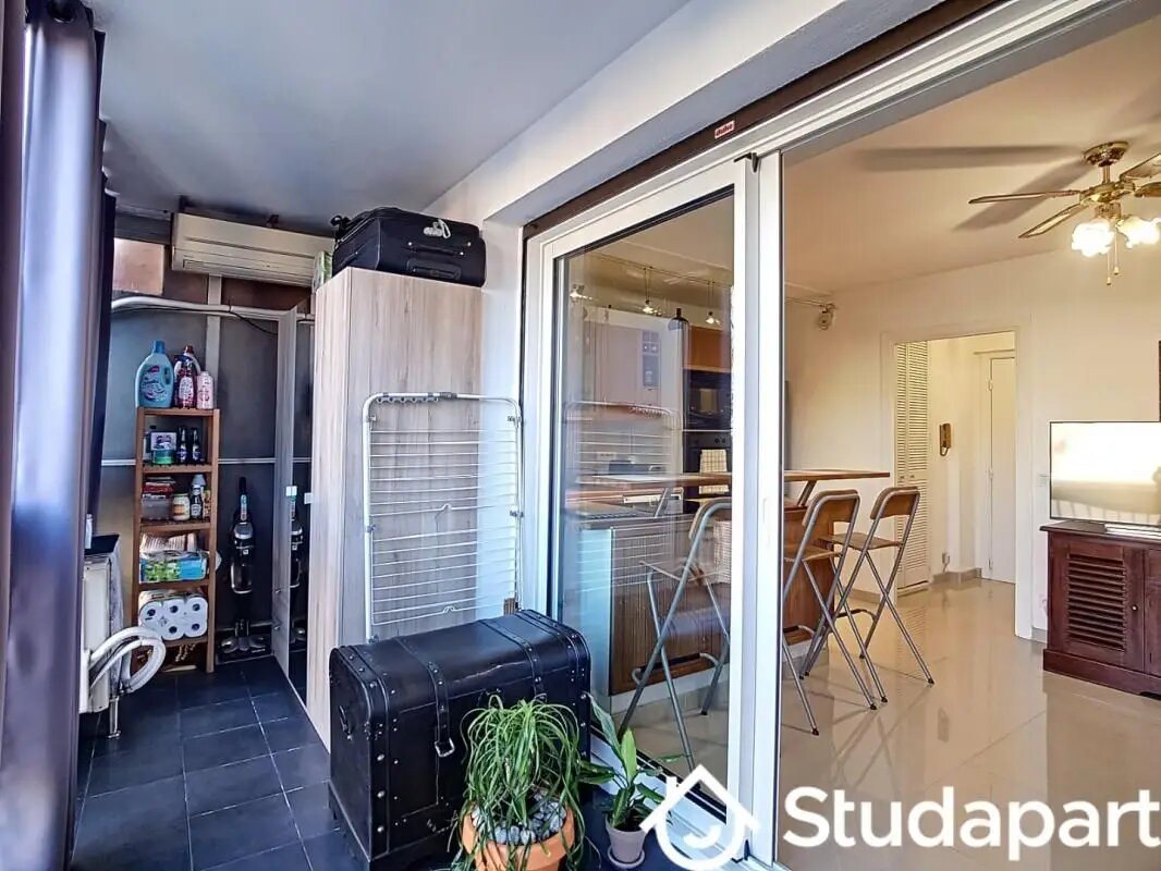 Appartement à louer, 25m², Vallauris