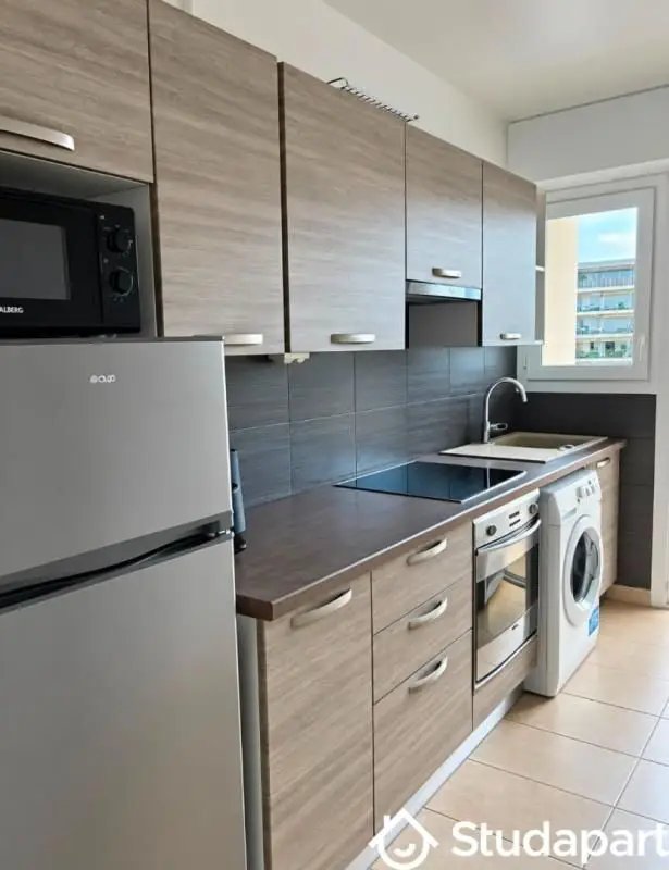 Appartement à louer, 29m², Antibes