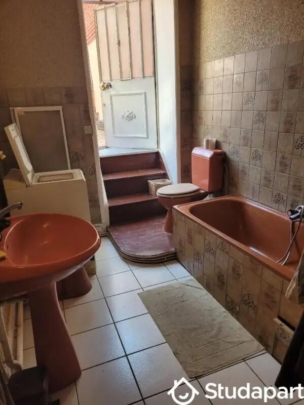 Appartement à louer, 16m², Saint-Etienne