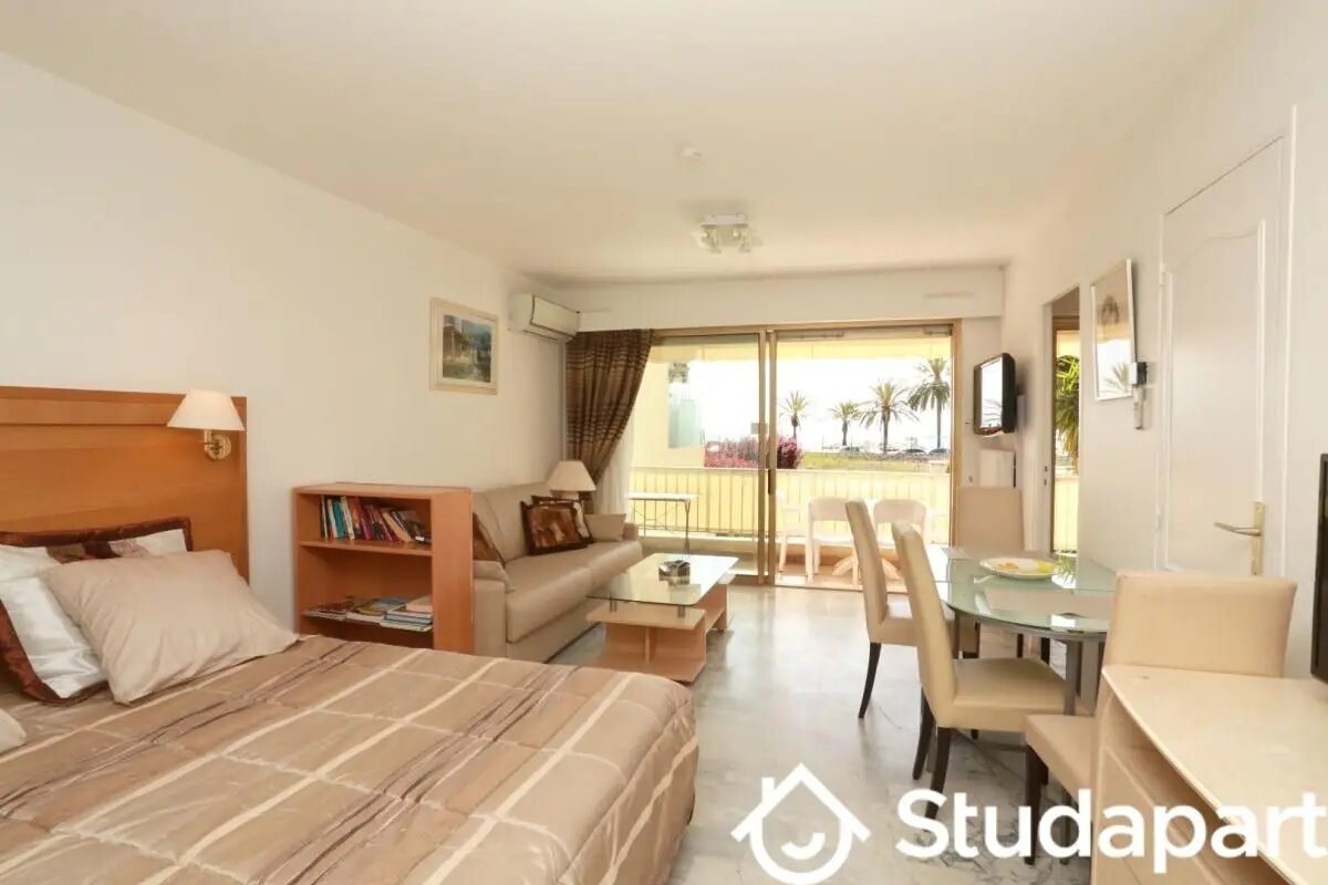 Appartement à louer, 40m², Vallauris