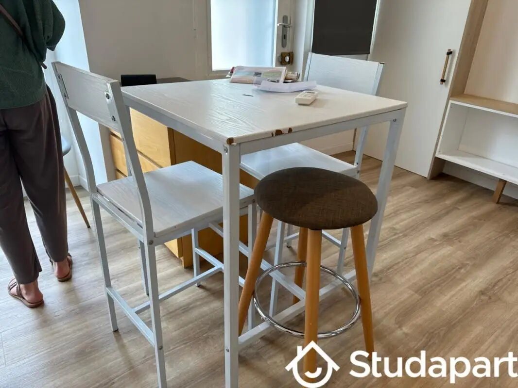 Appartement à louer, 23m², Nîmes