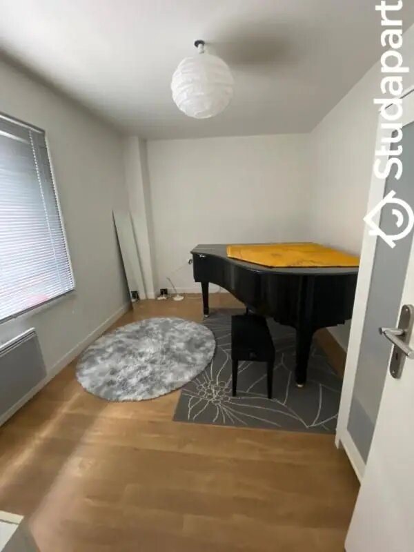 Appartement à louer, 22m², Suresnes