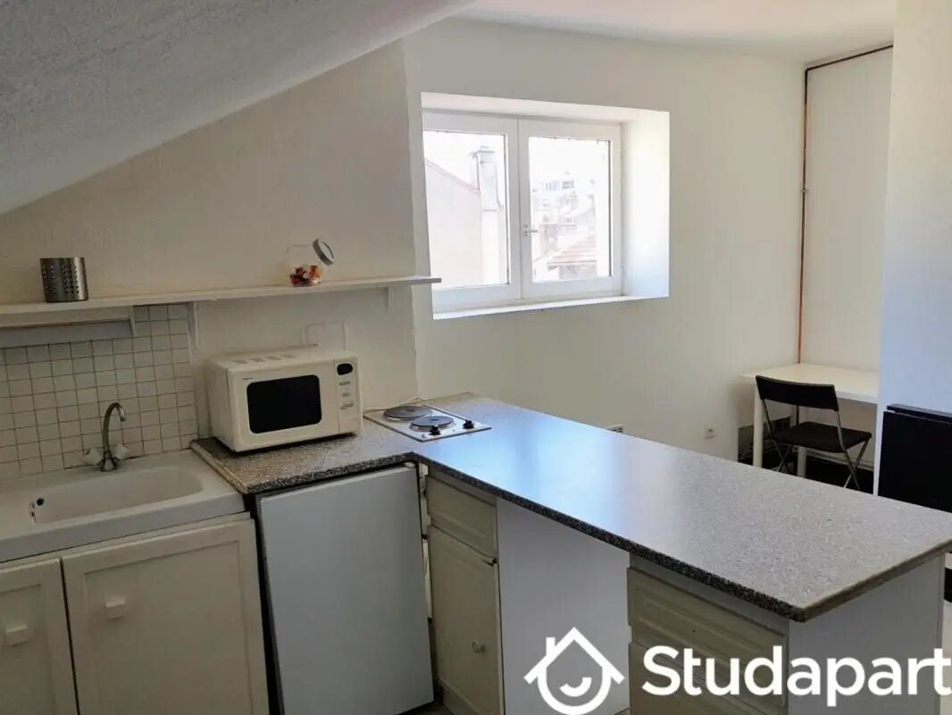Appartement à louer, 30m², Saint-Étienne