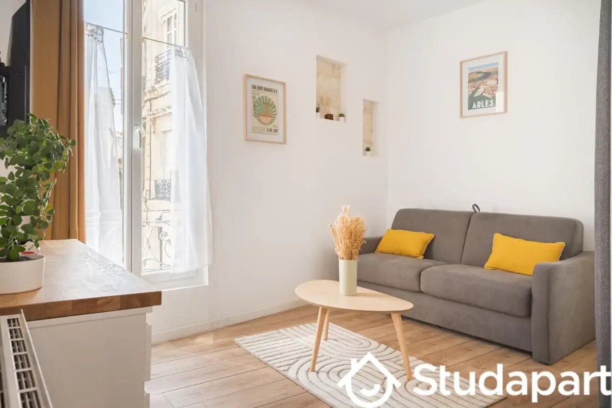 Appartement à louer, 19m², Arles