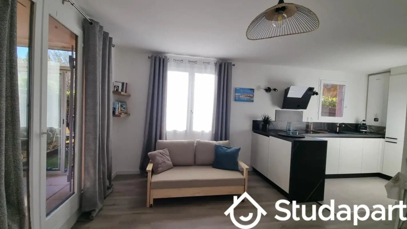 Appartement à louer, 32m², Carqueiranne
