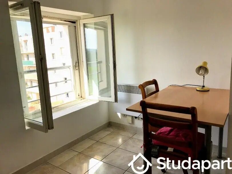 Appartement à louer, 19m², Marseille 14ème