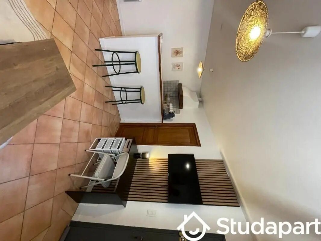 Appartement à louer, 27m², Nîmes