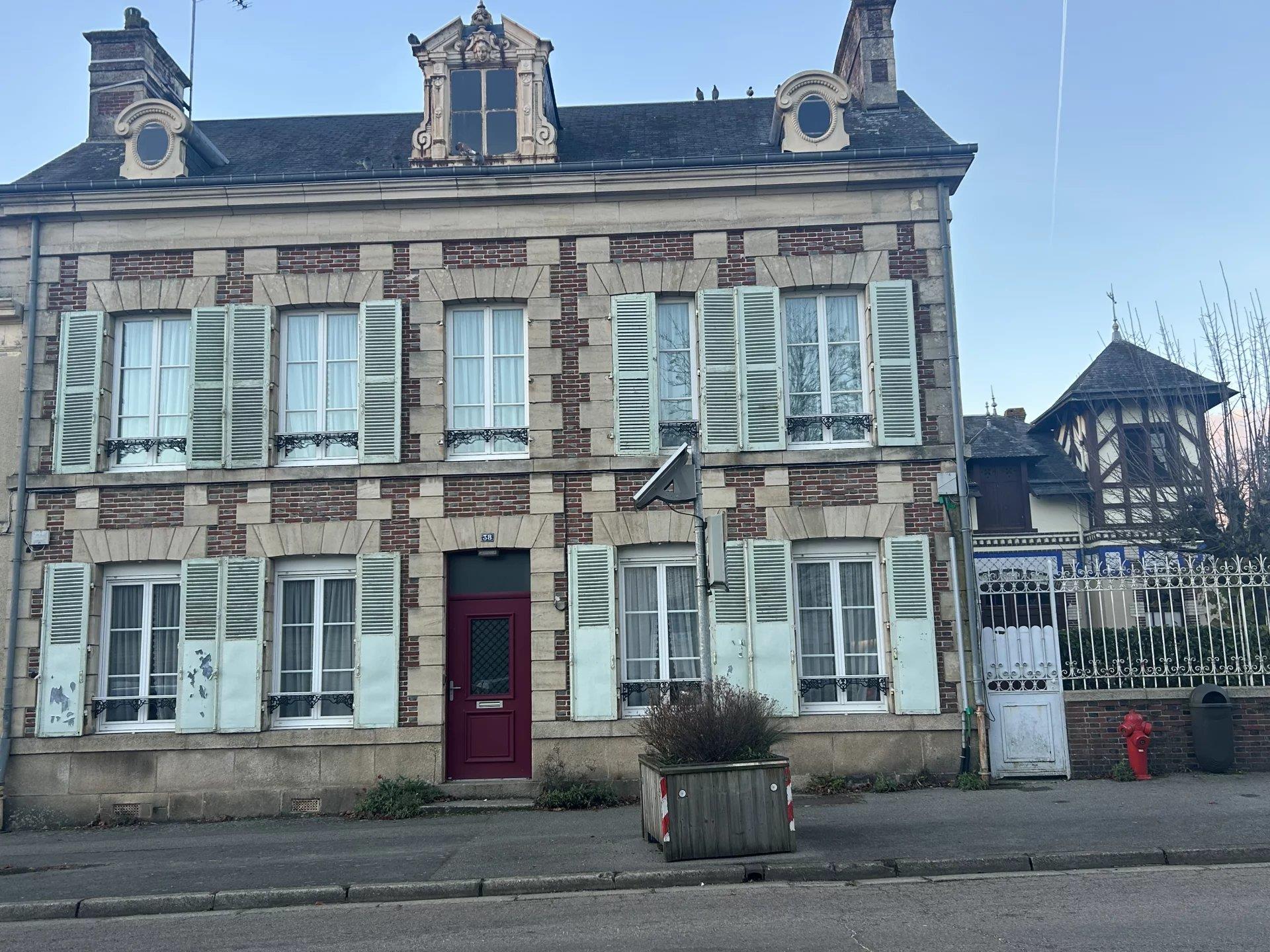 Maison à vendre, 192m², Mortagne-au-Perche