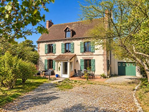 Maison 7 pièces 175 m² · à Tourouvre au Perche · 175 m² · 311 225 €