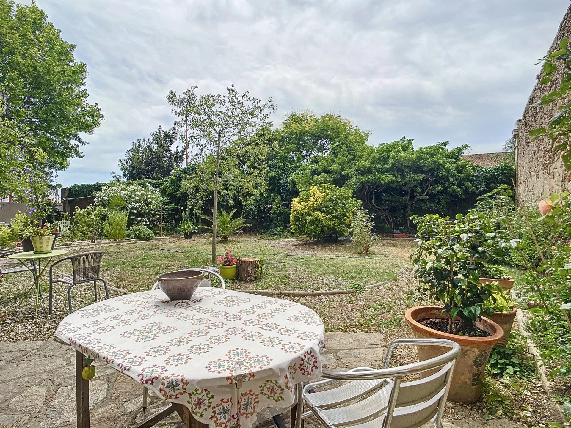 Maison à vendre, 440m², Lézignan-Corbières