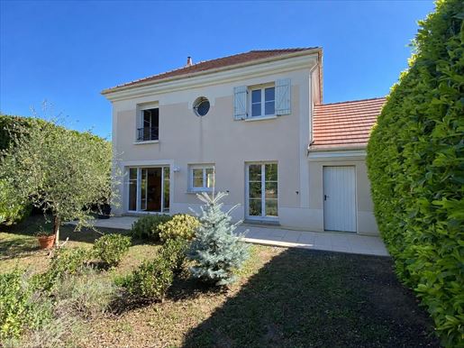 Maison 5 pièces 95 m² · à Chanteloup-les-Vignes · 95 m² · 335 360 €