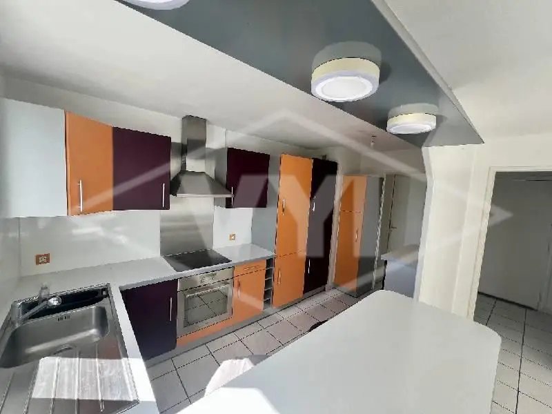 Appartement à vendre, 71m², Combs-la-Ville
