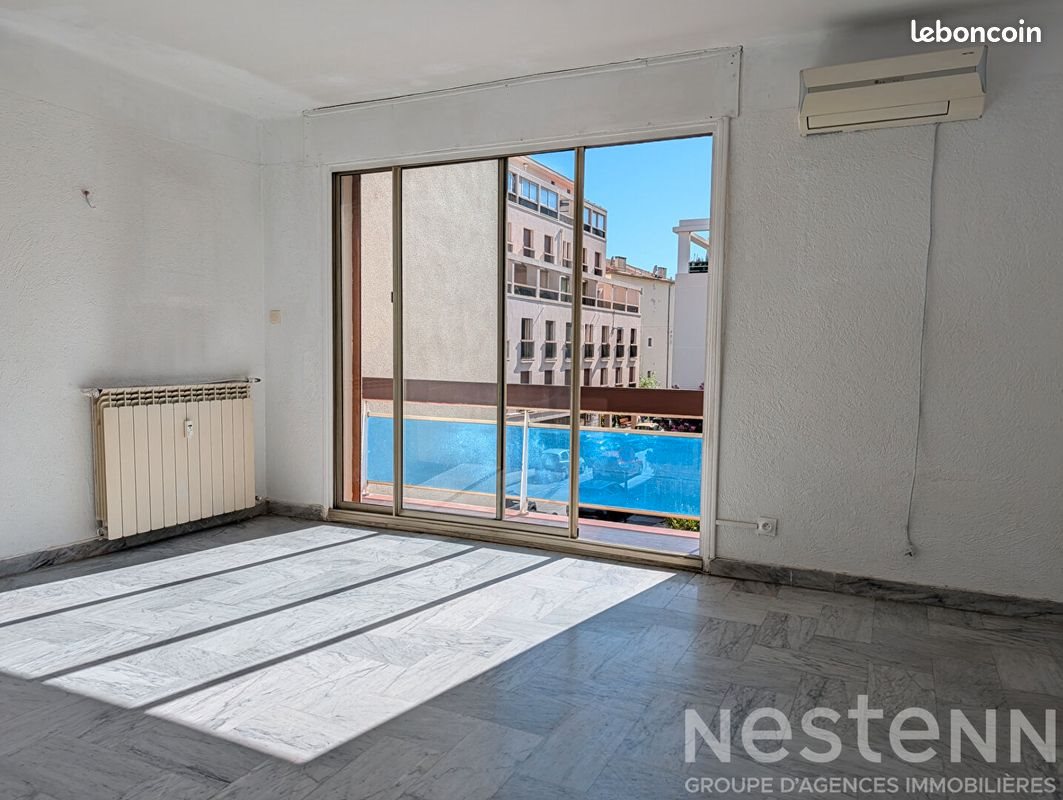 Appartement à louer, 37m², Hyères
