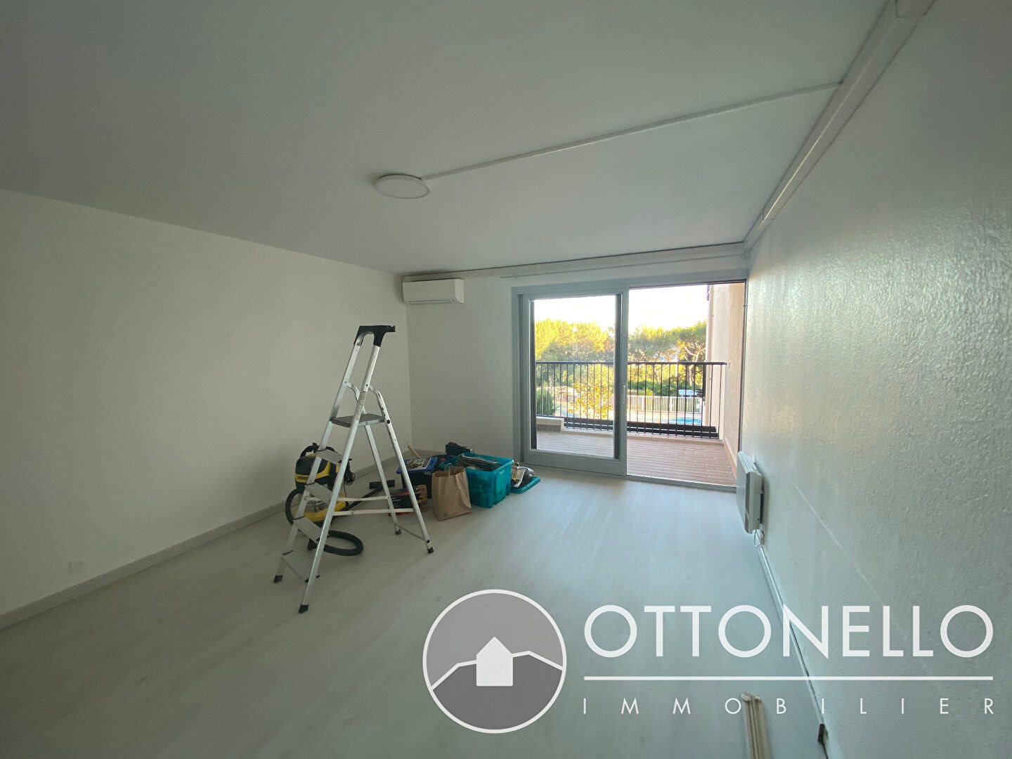 Appartement à louer, 47m², Fréjus