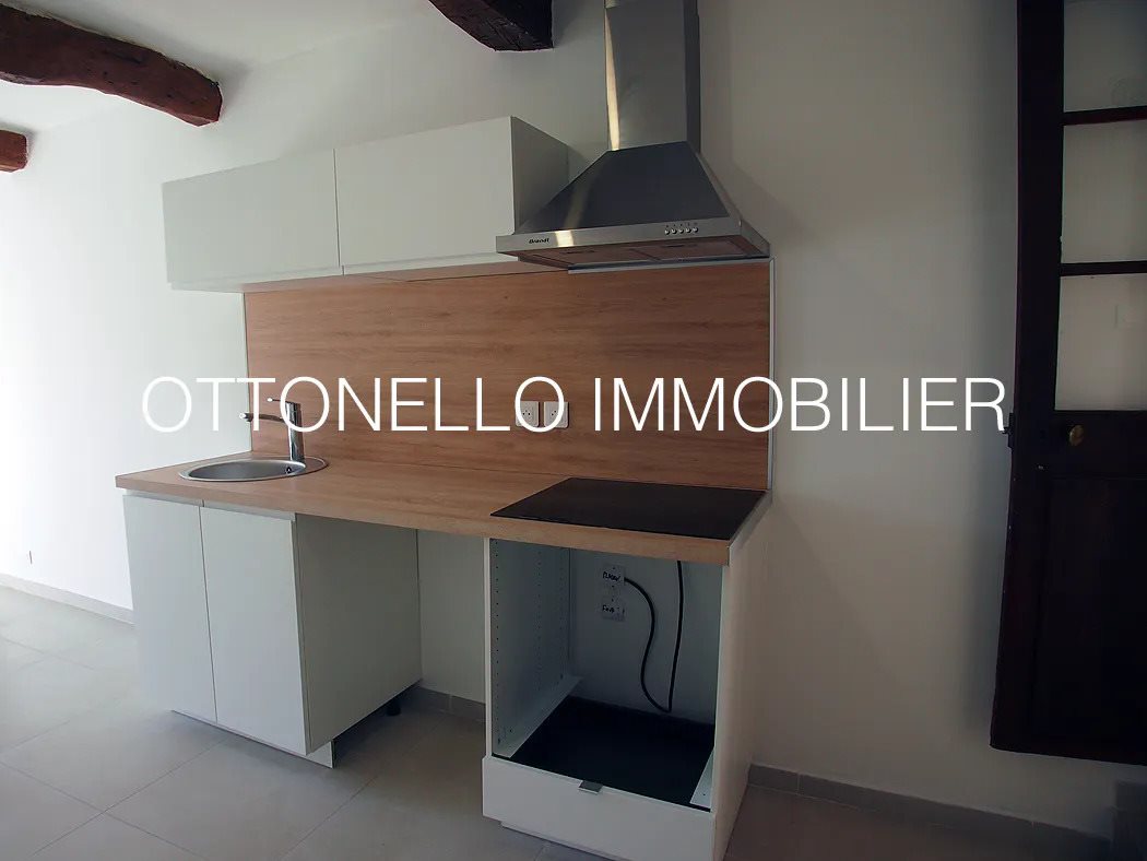 Maison à louer, 51m², Roquebrune-sur-Argens