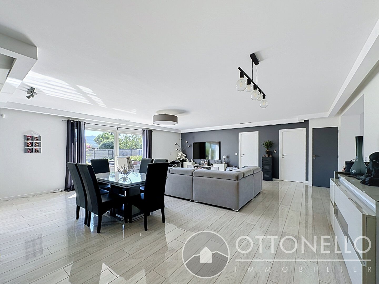 Maison à vendre, 135m², Roquebrune-sur-Argens