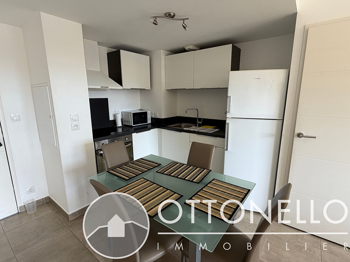 Appartement à louer, 40m², Roquebrune-sur-Argens