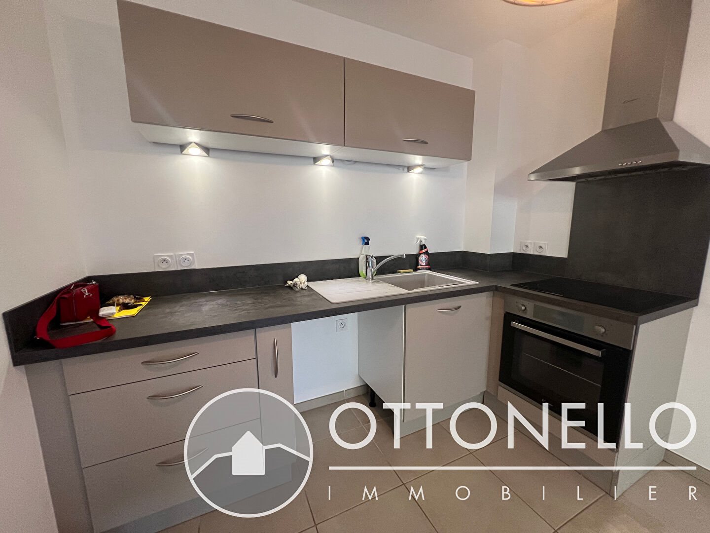 Appartement à louer, 42m², Puget-sur-Argens