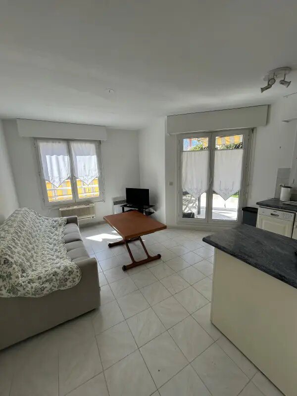 Appartement à louer, 28m², Fréjus