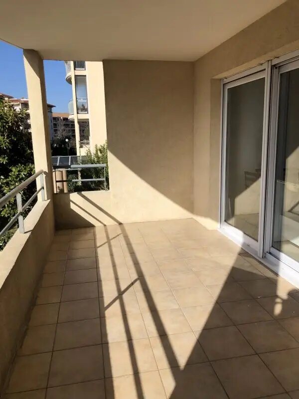 Appartement à louer, 46m², Fréjus