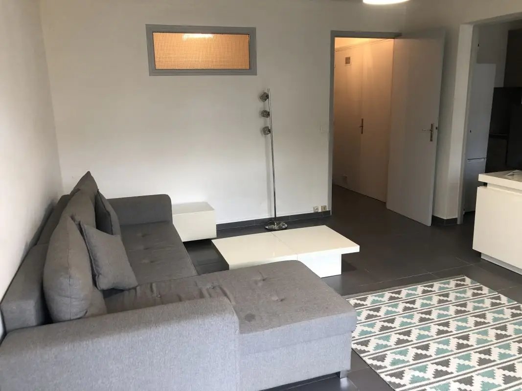 Appartement à louer, 34m², Fréjus
