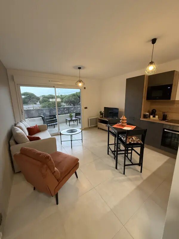 Appartement à louer, 39m², Fréjus