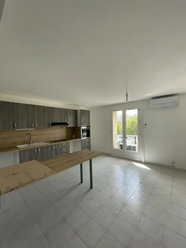 Appartement à louer, 46m², Fréjus