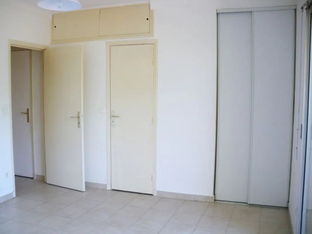 Appartement à louer, 37m², Fréjus