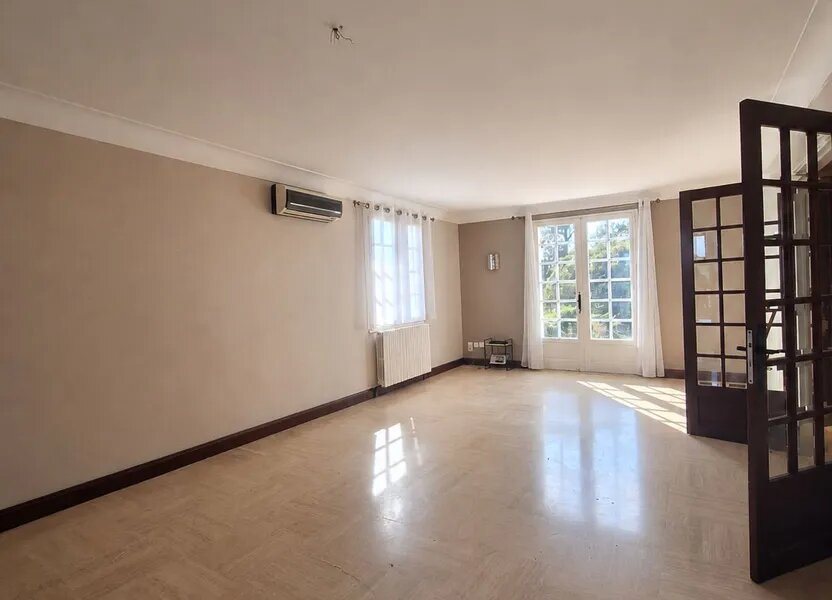 Maison à louer, 113m², Chassenon
